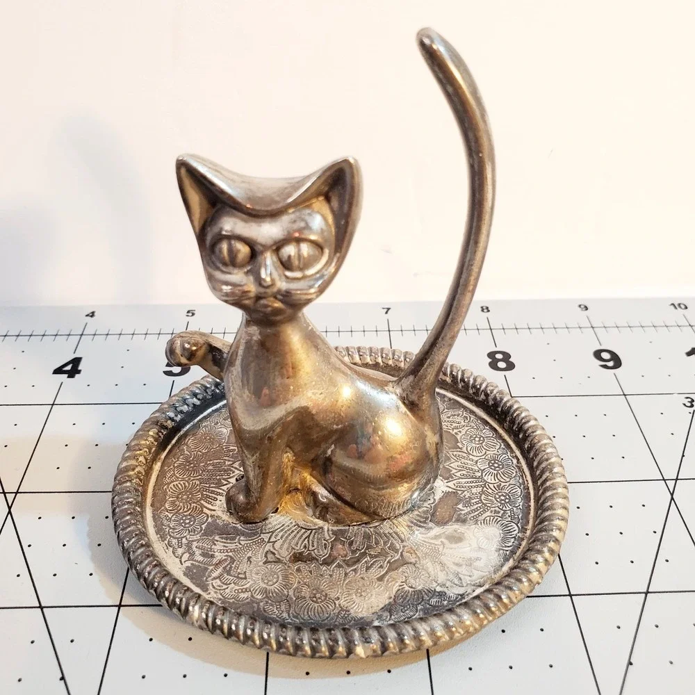 Vintage Silver Plated Cat Ring Holder on Etched Trinket Tray 3.5